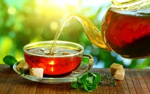 травяной чай поможет облегчить состояние